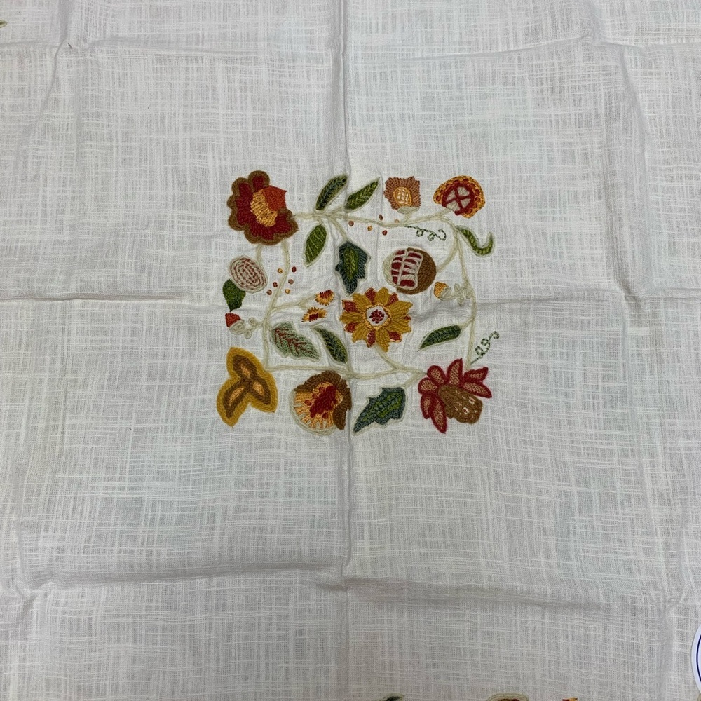 April Cornell Trellis Tea Tablecloth 36x36 Cream Embroidered Cottagecore Boho - Picture 2 of 4